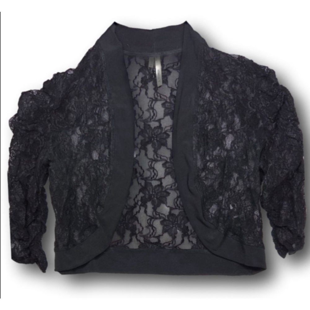 Women's Studio Y Black Lace Shrug S